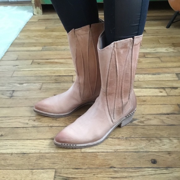 NIB Caria Italian Leather boots - Picture 11 of 14